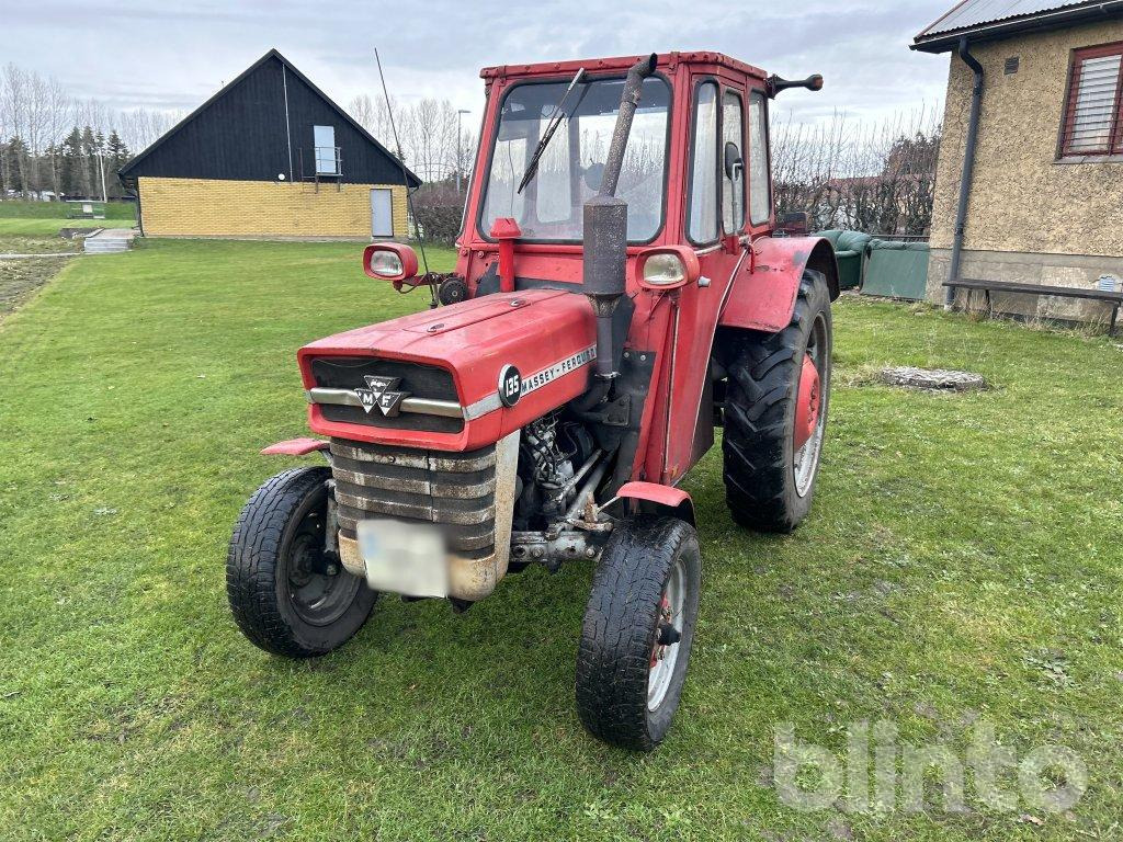 MASSEY FERGUSON 135 - Трактор: слика 2 MASSEY FERGUSON 135 - Трактор: слика 2