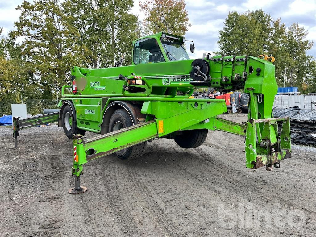Merlo Roto60.24MCSS, fullt radiostyrd, med 2 korgar, gafflar och planerskopa - Телескопски ракувач: слика 3 Merlo Roto60.24MCSS, fullt radiostyrd, med 2 korgar, gafflar och planerskopa - Телескопски ракувач: слика 3