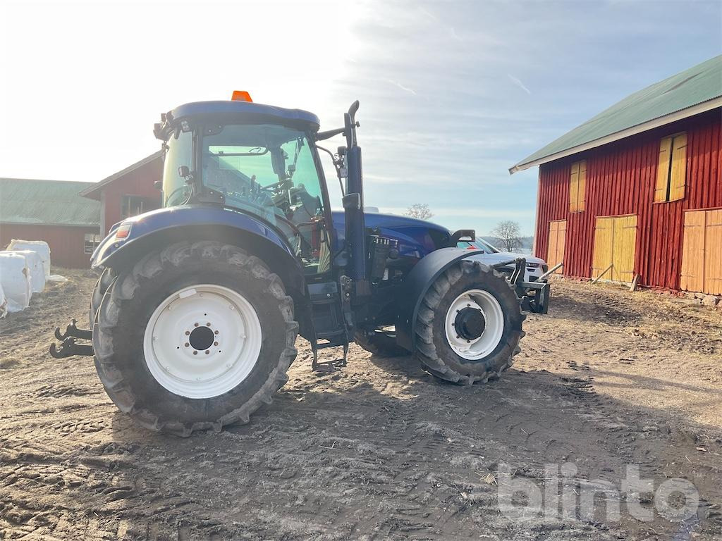 NEW HOLLAND T6080 - Трактор: слика 4 NEW HOLLAND T6080 - Трактор: слика 4