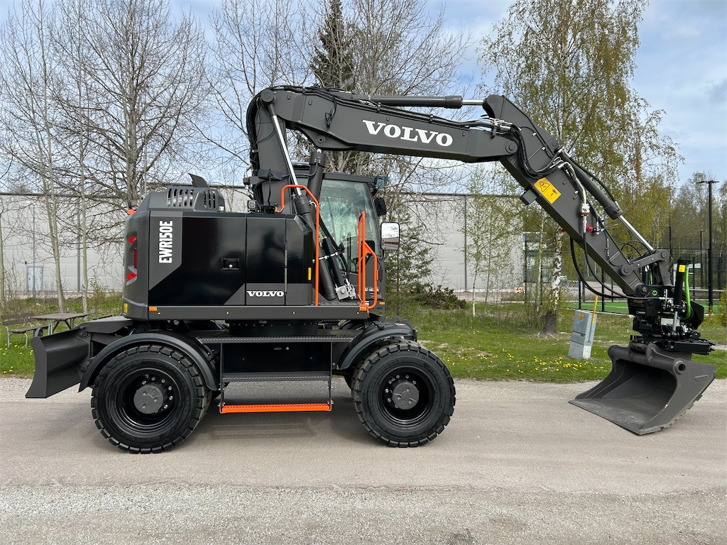 NY!! Volvo EWR 150E - Багер на тркала: слика 2 NY!! Volvo EWR 150E - Багер на тркала: слика 2