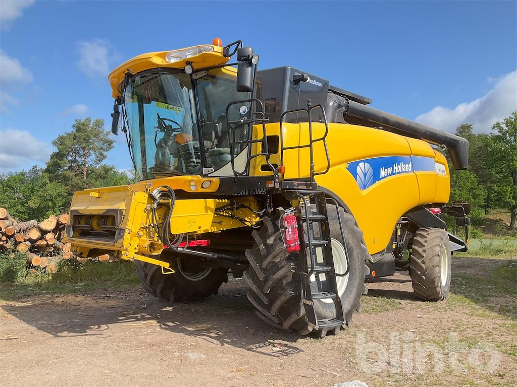 New Holland CX8060 - Комбајн: слика 3 New Holland CX8060 - Комбајн: слика 3