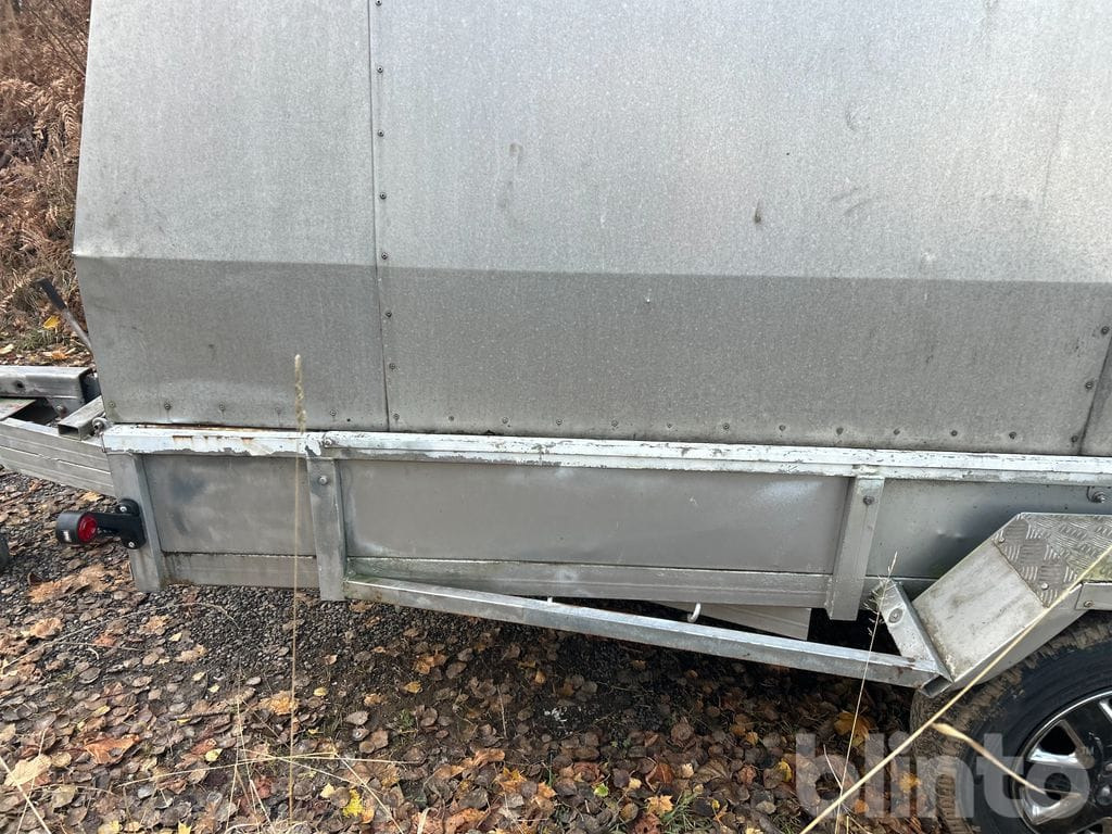 Приколка FOBO 3000 CXSB med ramper / Nybesiktigad: слика 37