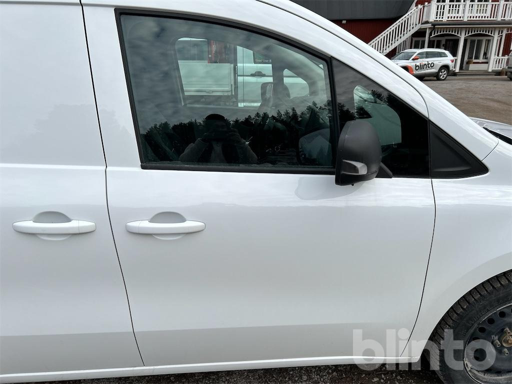 Мало комбе RENAULT KANGOO 1.5 Blue dCi: слика 34