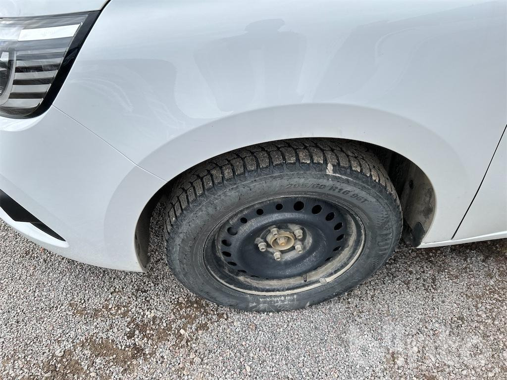 Мало комбе RENAULT KANGOO 1.5 Blue dCi: слика 18