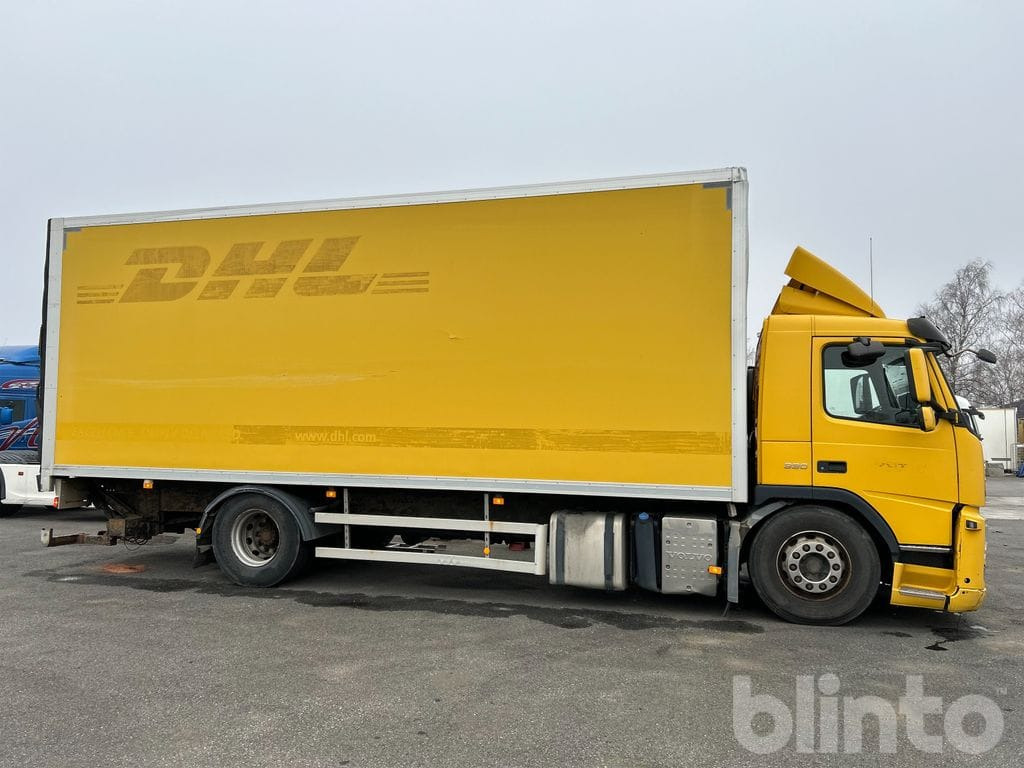 VOLVO FM 330 4X2 - Камион сандучар: слика 3 VOLVO FM 330 4X2 - Камион сандучар: слика 3