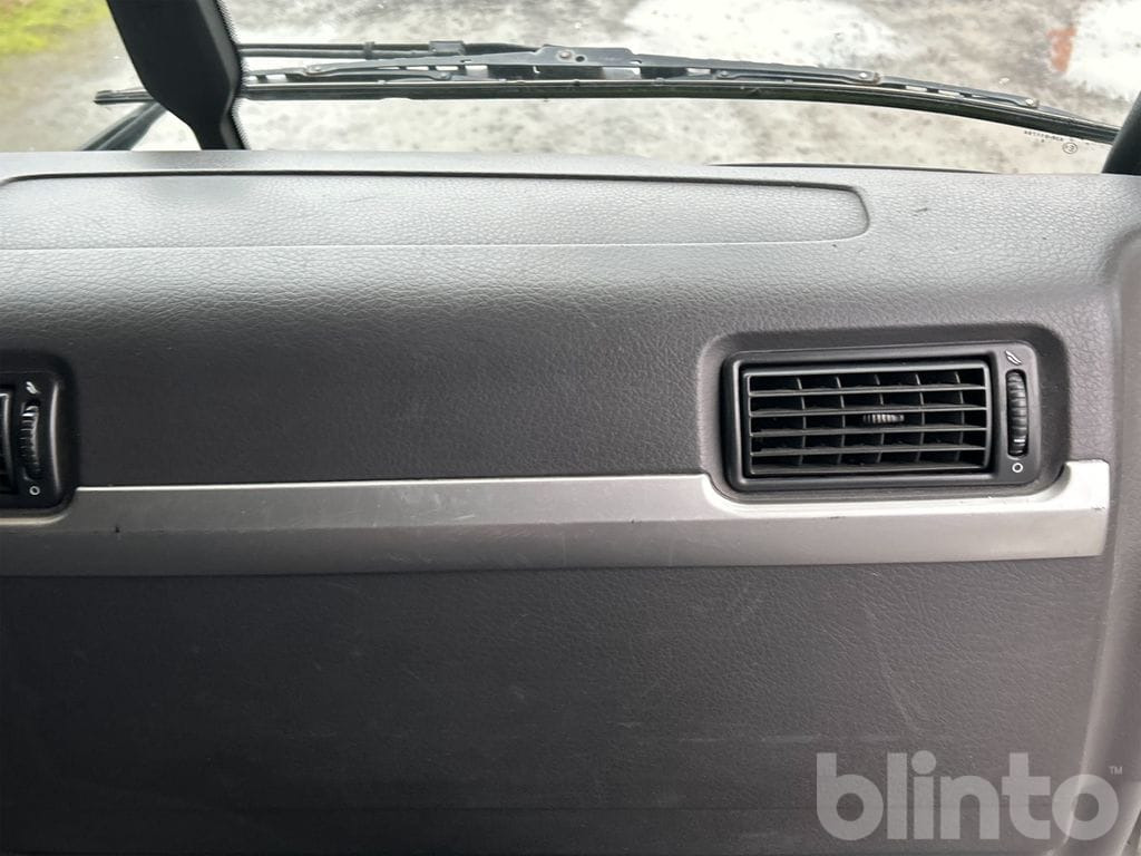 Камион сандучар VOLVO FM 6X2: слика 26