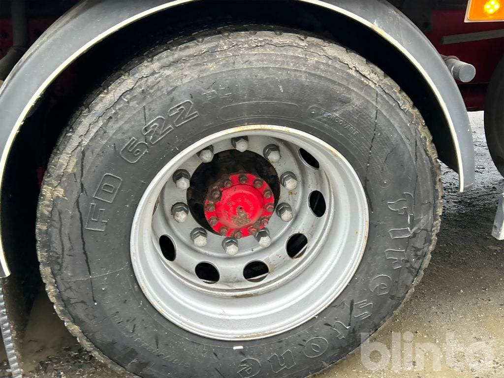 Камион сандучар VOLVO FM 6X2: слика 44