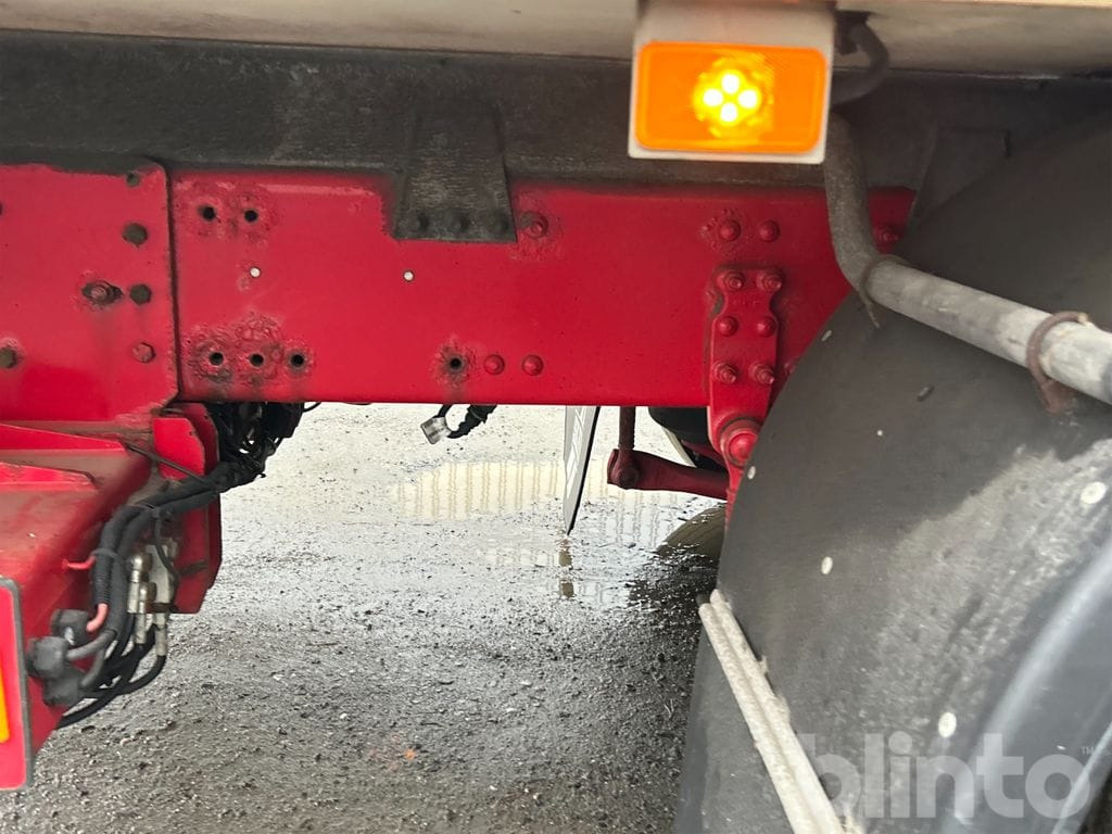 Камион сандучар VOLVO FM 6X2: слика 48