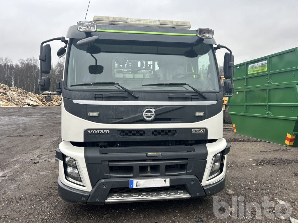 VOLVO FMX 6*2 - Камион со кука за подигање: слика 2 VOLVO FMX 6*2 - Камион со кука за подигање: слика 2