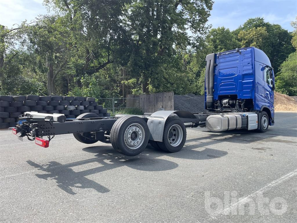 Volvo FH 460 FG 6x2 (2023) - Камион со кабинска шасија: слика 4 Volvo FH 460 FG 6x2 (2023) - Камион со кабинска шасија: слика 4