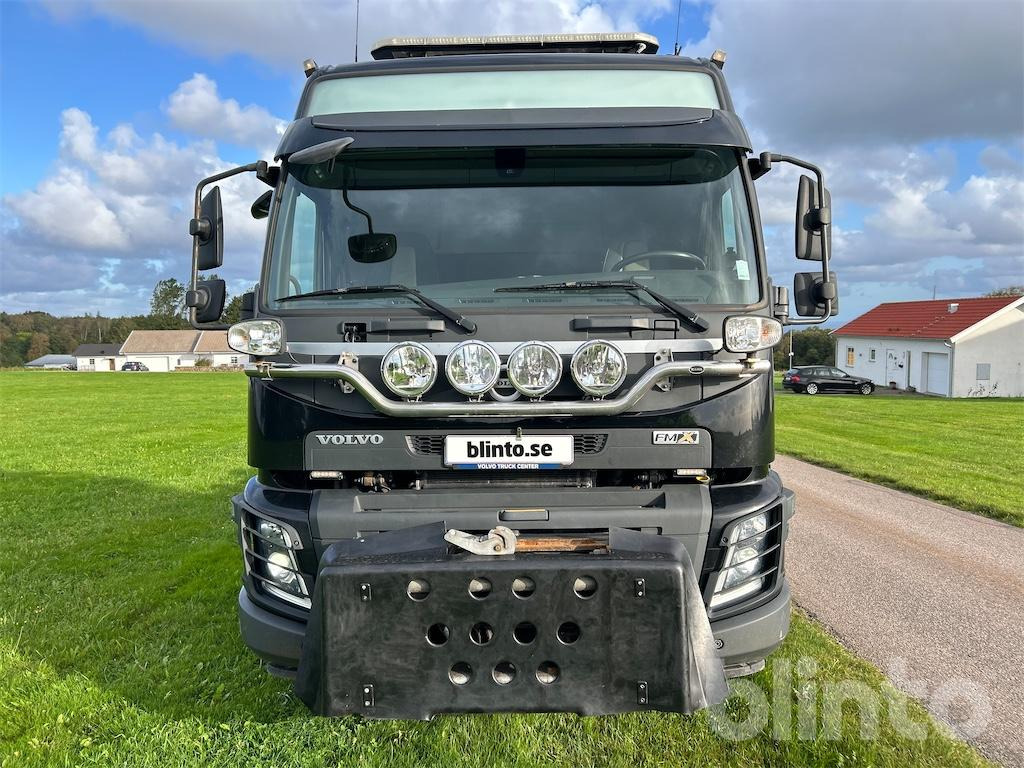 Volvo FMX460 6x2 HIAB Ultima 18T - Камион со кука за подигање: слика 2 Volvo FMX460 6x2 HIAB Ultima 18T - Камион со кука за подигање: слика 2