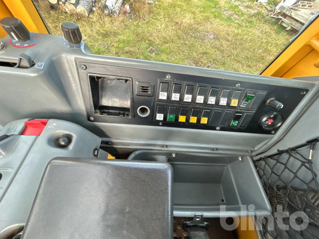Натоварувач на тркала Volvo L60E: слика 35