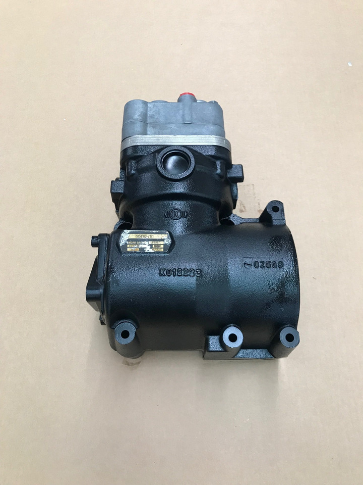 COMPRESSORE ARIA MONOCILINDRICO MAN 51541007121 - Компресор за воздух: слика 1 COMPRESSORE ARIA MONOCILINDRICO MAN 51541007121 - Компресор за воздух: слика 1