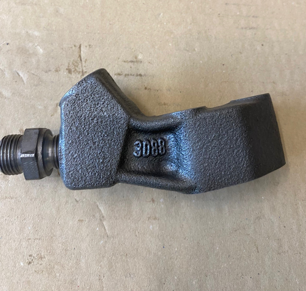 FLANGIA ENTRATA OLIO TURBO MAN 51057150104 - Мотор и делови за Камион: слика 3 FLANGIA ENTRATA OLIO TURBO MAN 51057150104 - Мотор и делови за Камион: слика 3