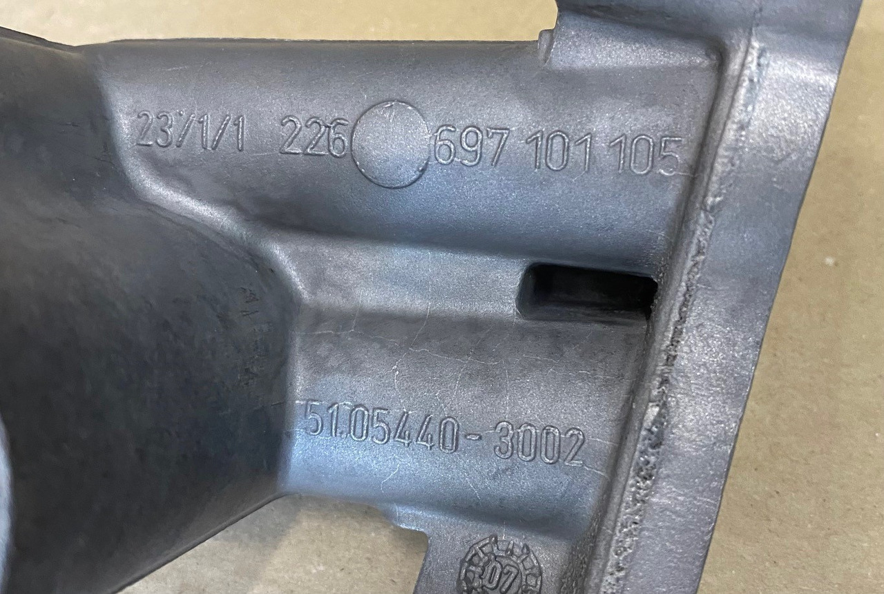 RACCORDO MODULO OLIO MAN 51054406008 - Мотор и делови за Камион: слика 4 RACCORDO MODULO OLIO MAN 51054406008 - Мотор и делови за Камион: слика 4