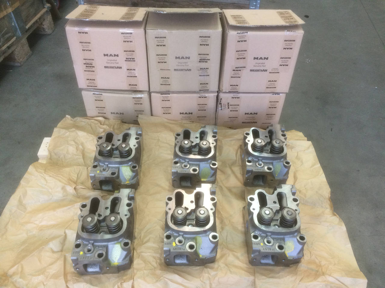 TESTATA MAN E2866 / E2876 / E2848 / E2842 - GAS - Глава на цилиндар: слика 1 TESTATA MAN E2866 / E2876 / E2848 / E2842 - GAS - Глава на цилиндар: слика 1