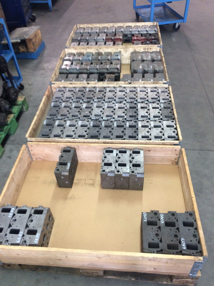 TESTATA MOTORE MAN D2865 / D2866 2V / D2876 2V / D2848 2V / D2840 2V / D2842 2V - Глава на цилиндар: слика 3 TESTATA MOTORE MAN D2865 / D2866 2V / D2876 2V / D2848 2V / D2840 2V / D2842 2V - Глава на цилиндар: слика 3