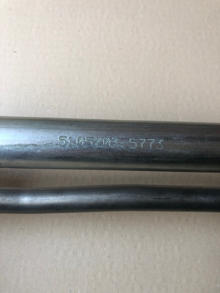 TUBO ASPIRAZIONE OLIO MAN 51057035773 - Мотор и делови за Камион: слика 2 TUBO ASPIRAZIONE OLIO MAN 51057035773 - Мотор и делови за Камион: слика 2