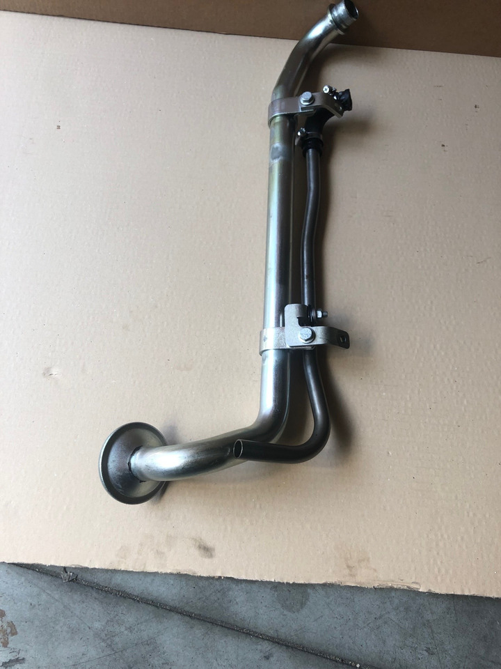 TUBO ASPIRAZIONE OLIO MAN 51057035773 - Мотор и делови за Камион: слика 4 TUBO ASPIRAZIONE OLIO MAN 51057035773 - Мотор и делови за Камион: слика 4