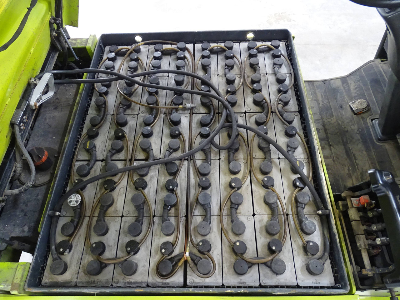 Clark GEX30 - Електричен вилушкар: слика 4 Clark GEX30 - Електричен вилушкар: слика 4