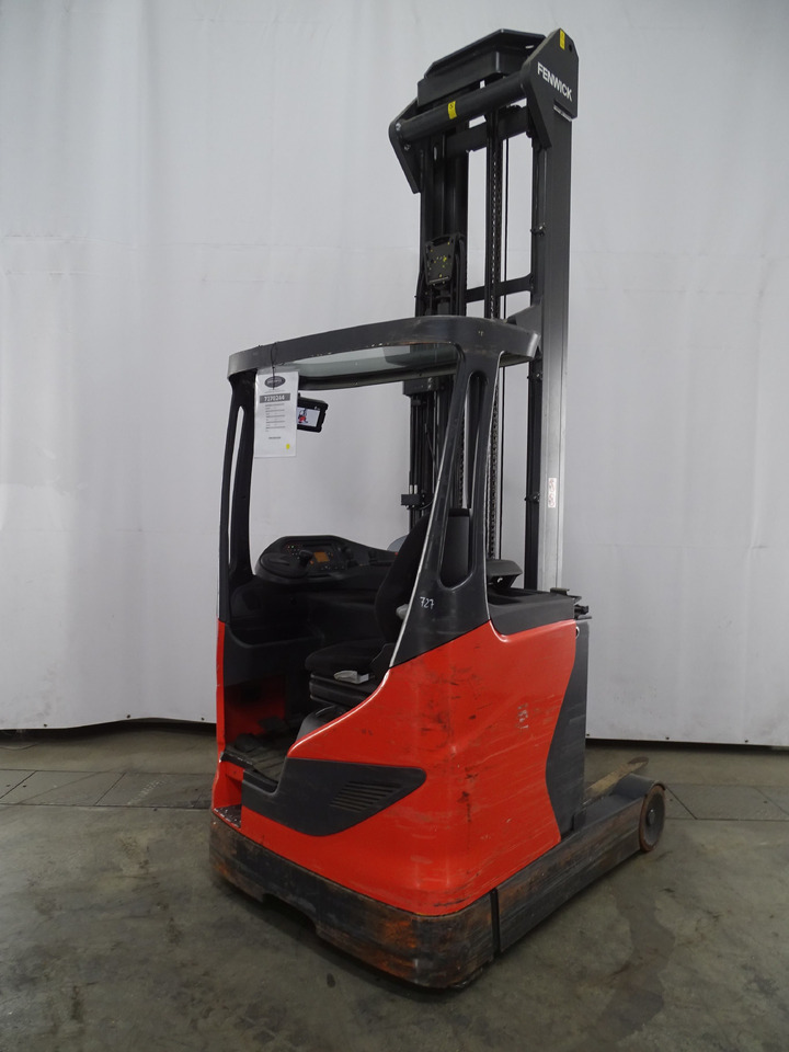 Linde R14-01 - Вилушкар со подигнување: слика 2 Linde R14-01 - Вилушкар со подигнување: слика 2