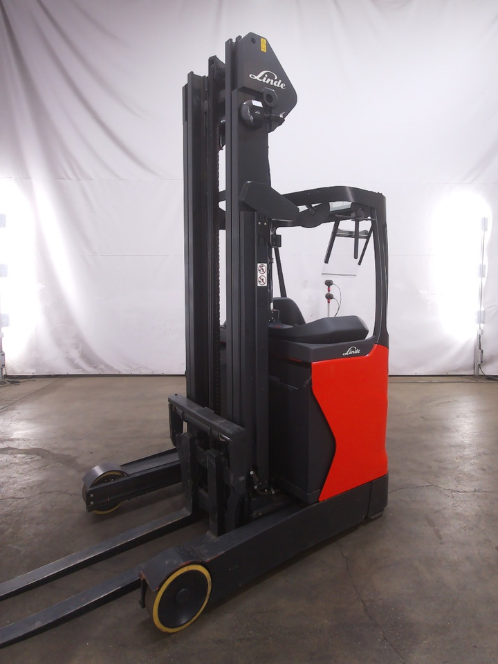 Linde R14-01 - Вилушкар со подигнување: слика 1 Linde R14-01 - Вилушкар со подигнување: слика 1