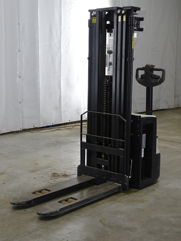 Mitsubishi SBP12N3 - Сложувач: слика 1 Mitsubishi SBP12N3 - Сложувач: слика 1