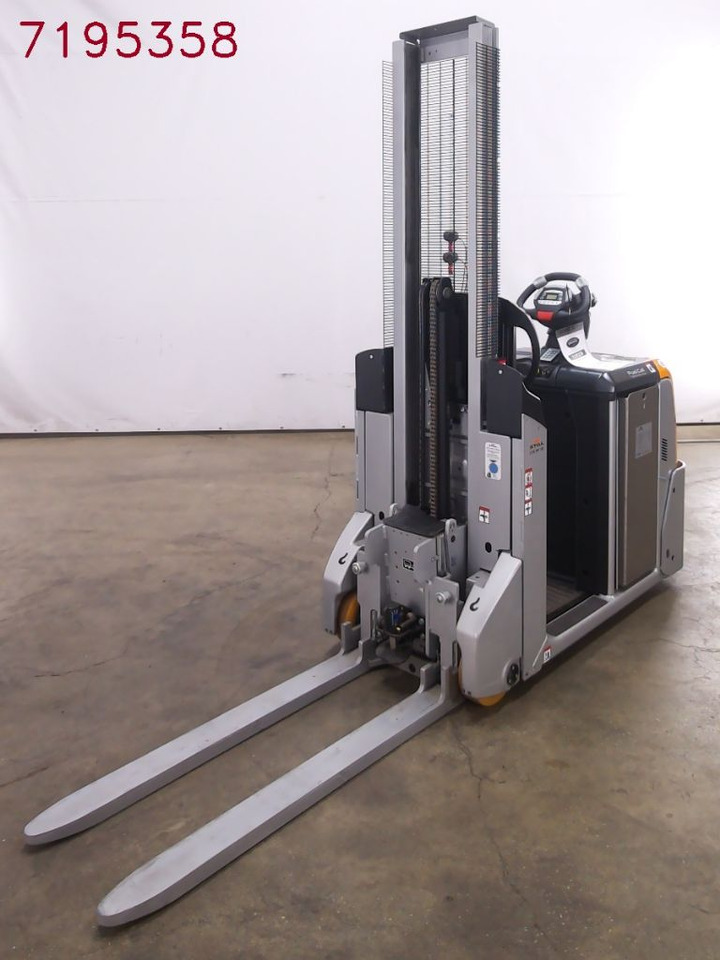 Still LTX-FF10 - Тракторче за влечење: слика 1 Still LTX-FF10 - Тракторче за влечење: слика 1