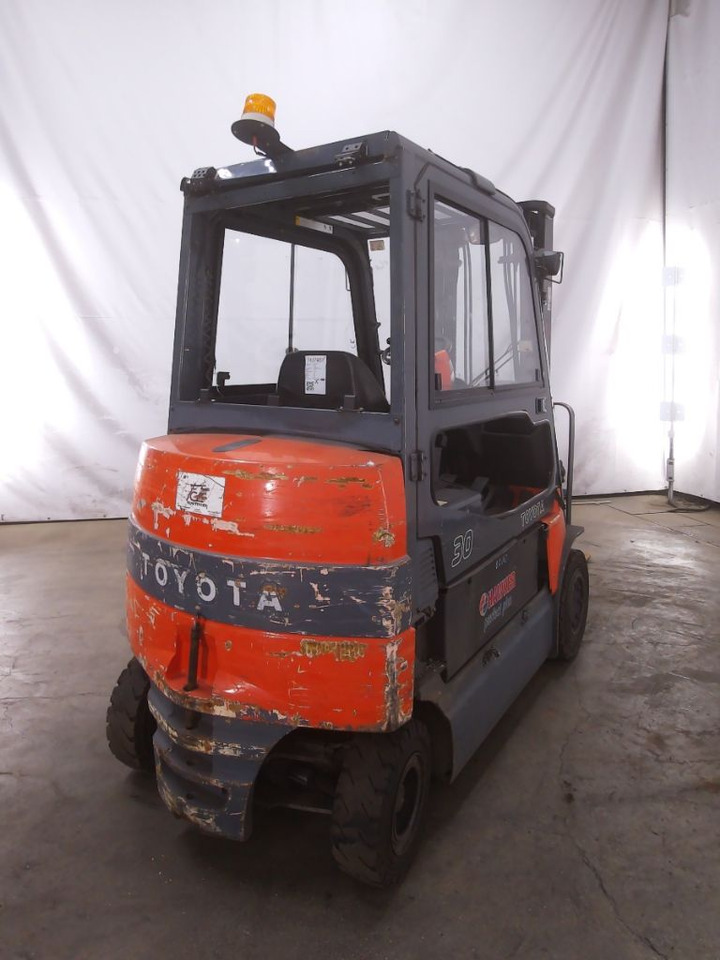 Toyota 7FBMF30 - Електричен вилушкар: слика 2 Toyota 7FBMF30 - Електричен вилушкар: слика 2