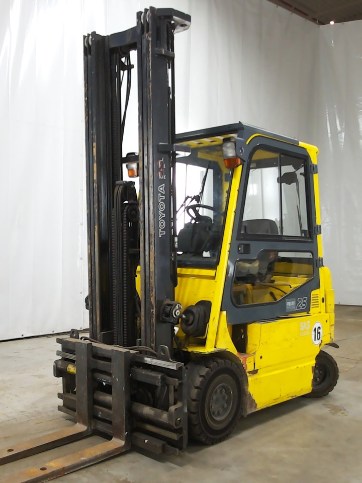 Toyota 8FBMKT25 - Електричен вилушкар: слика 1 Toyota 8FBMKT25 - Електричен вилушкар: слика 1