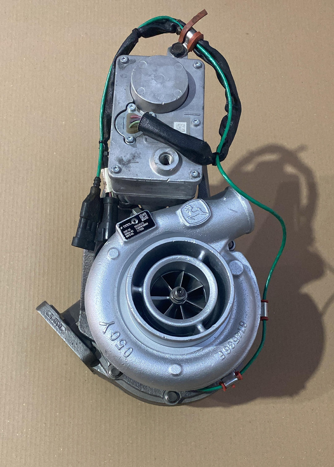 BorgWarner RE536375 JOHN DEERE TRAKTOR - Турбо за Трактор: слика 1 BorgWarner RE536375 JOHN DEERE TRAKTOR - Турбо за Трактор: слика 1