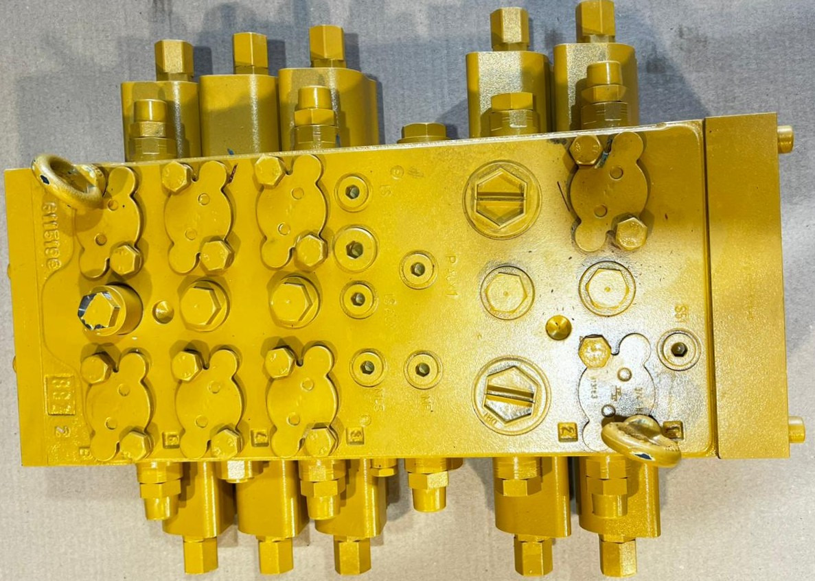 CATERPILLAR 194-7848 Valve GP-Main Control – Genuine Caterpillar Hydraulic Control Valve - Вентил за Багер на тркала: слика 3 CATERPILLAR 194-7848 Valve GP-Main Control – Genuine Caterpillar Hydraulic Control Valve - Вентил за Багер на тркала: слика 3