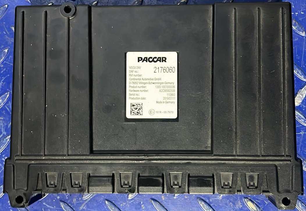 DAF XF CF VECU Control Unit Module 2176060 - Единица за контрола: слика 2 DAF XF CF VECU Control Unit Module 2176060 - Единица за контрола: слика 2