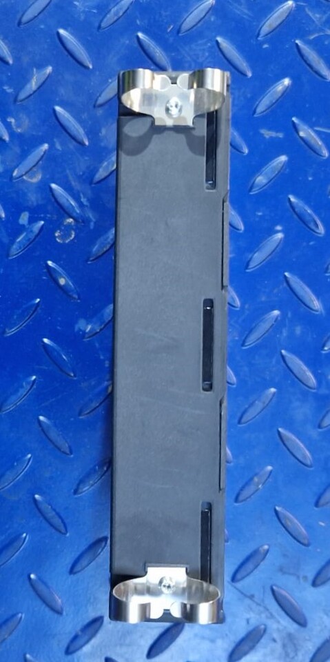 MERCEDES-BENZ Control Device CPC3 A0044465802 Actros Mp4 - Резервни делови за Друга машина: слика 4 MERCEDES-BENZ Control Device CPC3 A0044465802 Actros Mp4 - Резервни делови за Друга машина: слика 4