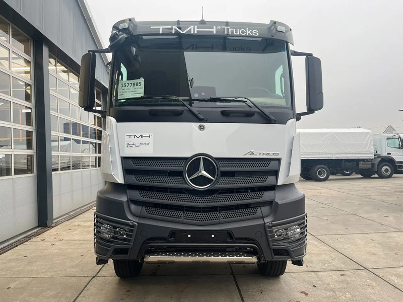 Mercedes-Benz Actros 2045 S 4x2 Tractor Head - Камион влекач: слика 4 Mercedes-Benz Actros 2045 S 4x2 Tractor Head - Камион влекач: слика 4