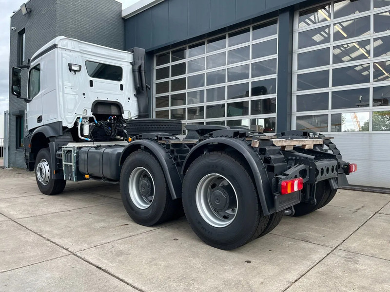 Mercedes-Benz Actros 3340 S 6x4 Tractor Head - Камион влекач: слика 3 Mercedes-Benz Actros 3340 S 6x4 Tractor Head - Камион влекач: слика 3