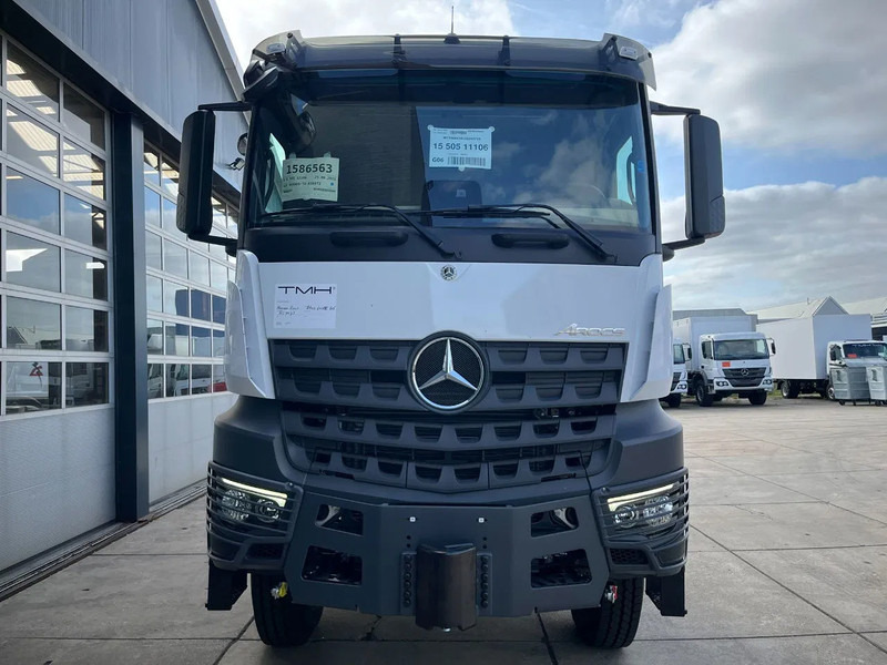 Mercedes-Benz Arocs 4058 AS 6x6 Tractor Head 180T Push Pull EURO-5 - Камион влекач: слика 4 Mercedes-Benz Arocs 4058 AS 6x6 Tractor Head 180T Push Pull EURO-5 - Камион влекач: слика 4