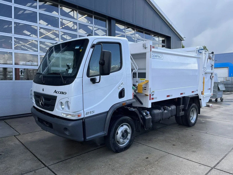 Mercedes-Benz Accelo 815 4x2 Garbage Compactor (2 units) Accelo 815 4x2 Garbage Compactor (2 units) - Камион за ѓубре: слика 1 Mercedes-Benz Accelo 815 4x2 Garbage Compactor (2 units) Accelo 815 4x2 Garbage Compactor (2 units) - Камион за ѓубре: слика 1