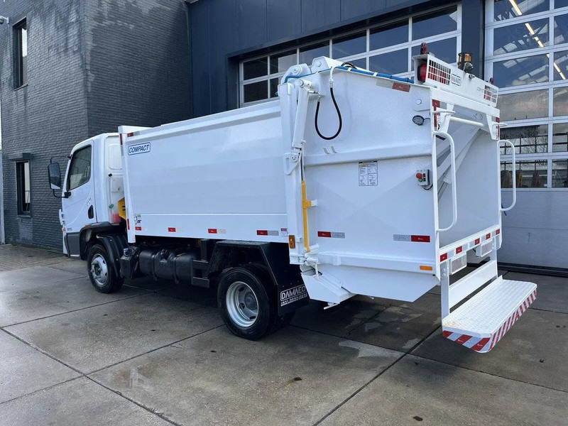Mercedes-Benz Accelo 815 4x2 Garbage Compactor (2 units) Accelo 815 4x2 Garbage Compactor (2 units) - Камион за ѓубре: слика 3 Mercedes-Benz Accelo 815 4x2 Garbage Compactor (2 units) Accelo 815 4x2 Garbage Compactor (2 units) - Камион за ѓубре: слика 3