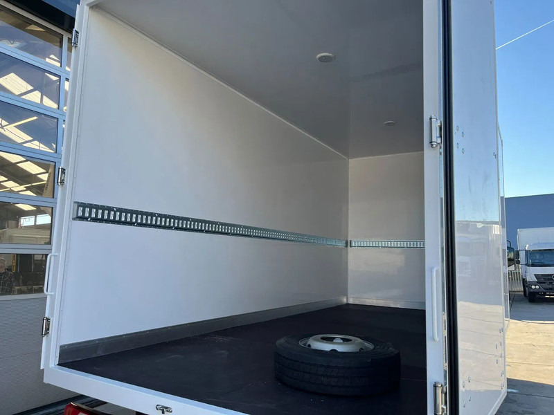 Нов Камион сандучар Mercedes-Benz Accelo 915 4x2 Closed Cargo Truck: слика 12