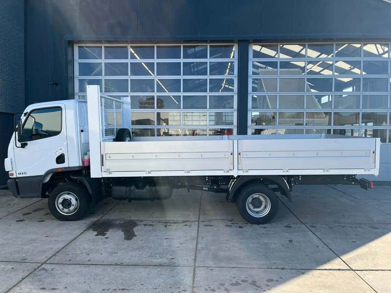 Mercedes-Benz Accelo 915 4x2 Flatbed with dropsides - Камион со платформа: слика 2 Mercedes-Benz Accelo 915 4x2 Flatbed with dropsides - Камион со платформа: слика 2