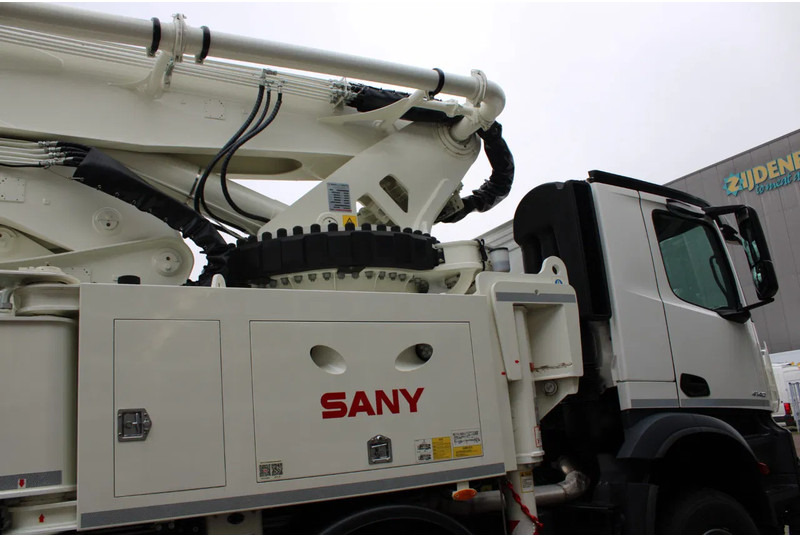 Mercedes-Benz Arocs 4140 8x4 Sany SY43 Concrete pump Build by Putzmeister - Камион со бетонска пумпа: слика 5 Mercedes-Benz Arocs 4140 8x4 Sany SY43 Concrete pump Build by Putzmeister - Камион со бетонска пумпа: слика 5