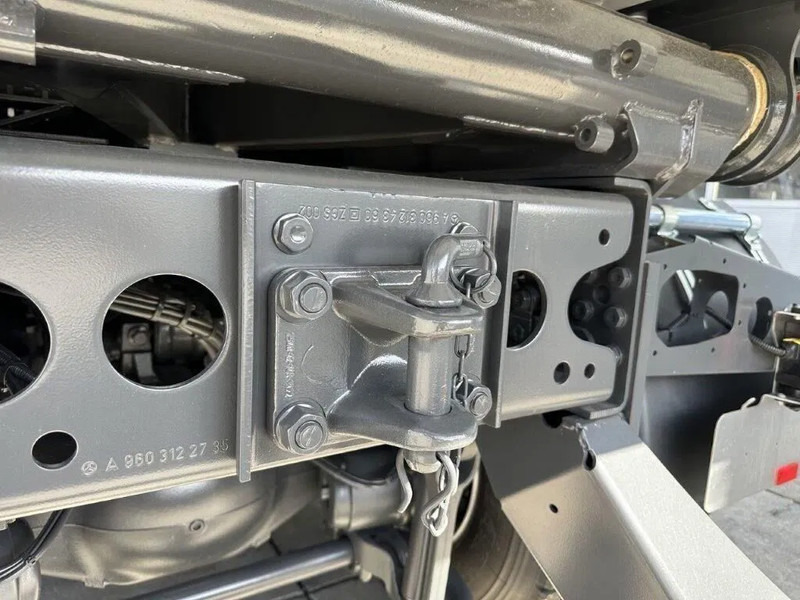 Лизинг на Mercedes-Benz Arocs 4140 K 8x4 Meiller Tipper Mercedes-Benz Arocs 4140 K 8x4 Meiller Tipper: слика 11