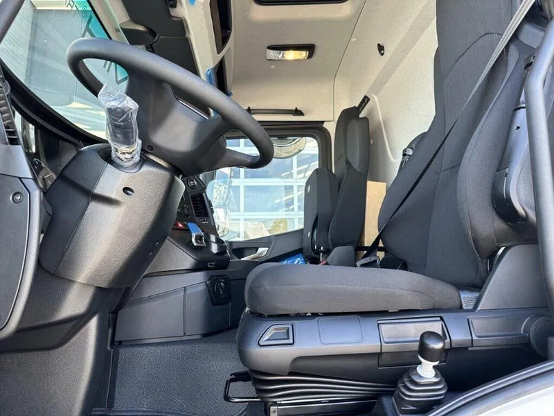 Лизинг на Mercedes-Benz Arocs 4140 K 8x4 Meiller Tipper Mercedes-Benz Arocs 4140 K 8x4 Meiller Tipper: слика 12