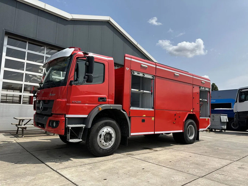 Mercedes-Benz Atego 1725 4×4 Fire Fighting Truck - Противпожарен камион: слика 2 Mercedes-Benz Atego 1725 4×4 Fire Fighting Truck - Противпожарен камион: слика 2