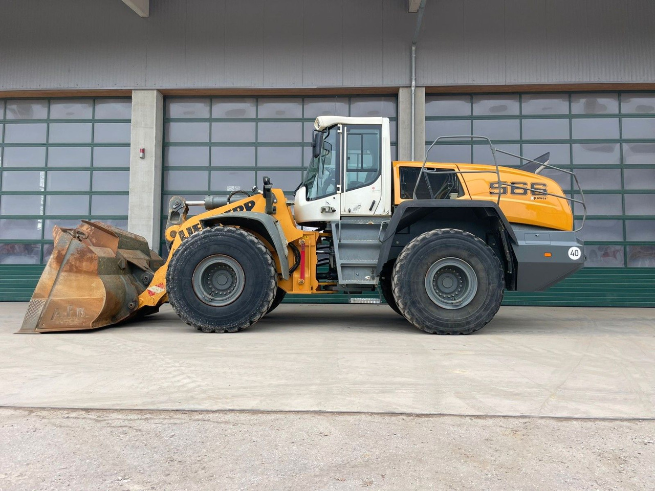 Liebherr L566 - Натоварувач на тркала: слика 4 Liebherr L566 - Натоварувач на тркала: слика 4