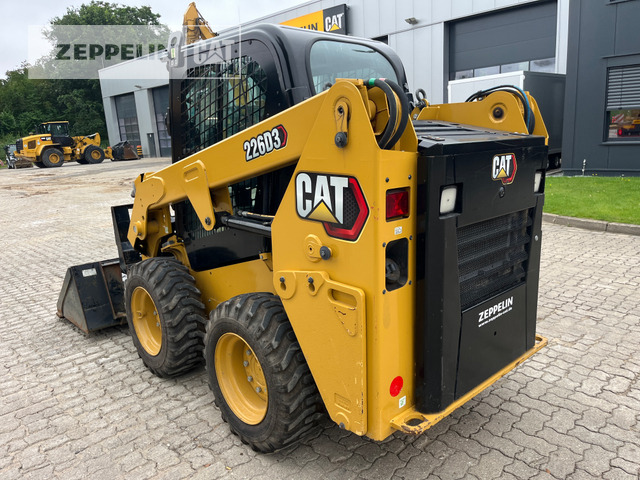 Cat 226D - Компактен натоварувач: слика 5 Cat 226D - Компактен натоварувач: слика 5