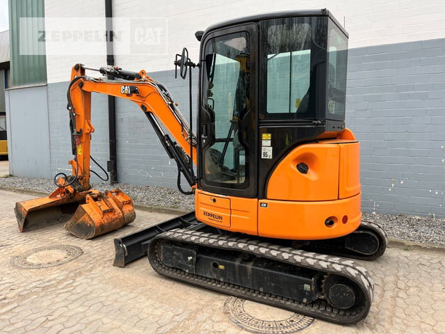 Cat 303.5ECR - Мини багер: слика 3 Cat 303.5ECR - Мини багер: слика 3