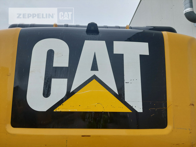 Багер гасеничар Cat 330FLN: слика 28