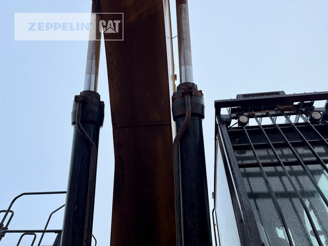 Лизинг на Cat 374FL Cat 374FL: слика 19